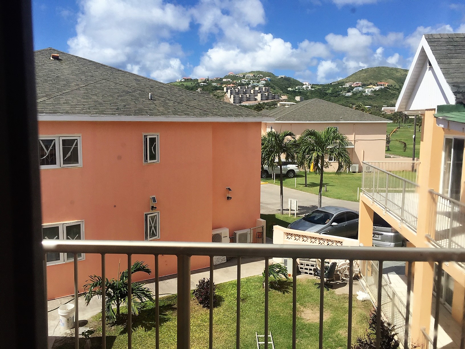 Golf View Spacious 1 Bed-1 Bath Condo Student Rentals St. Kitts