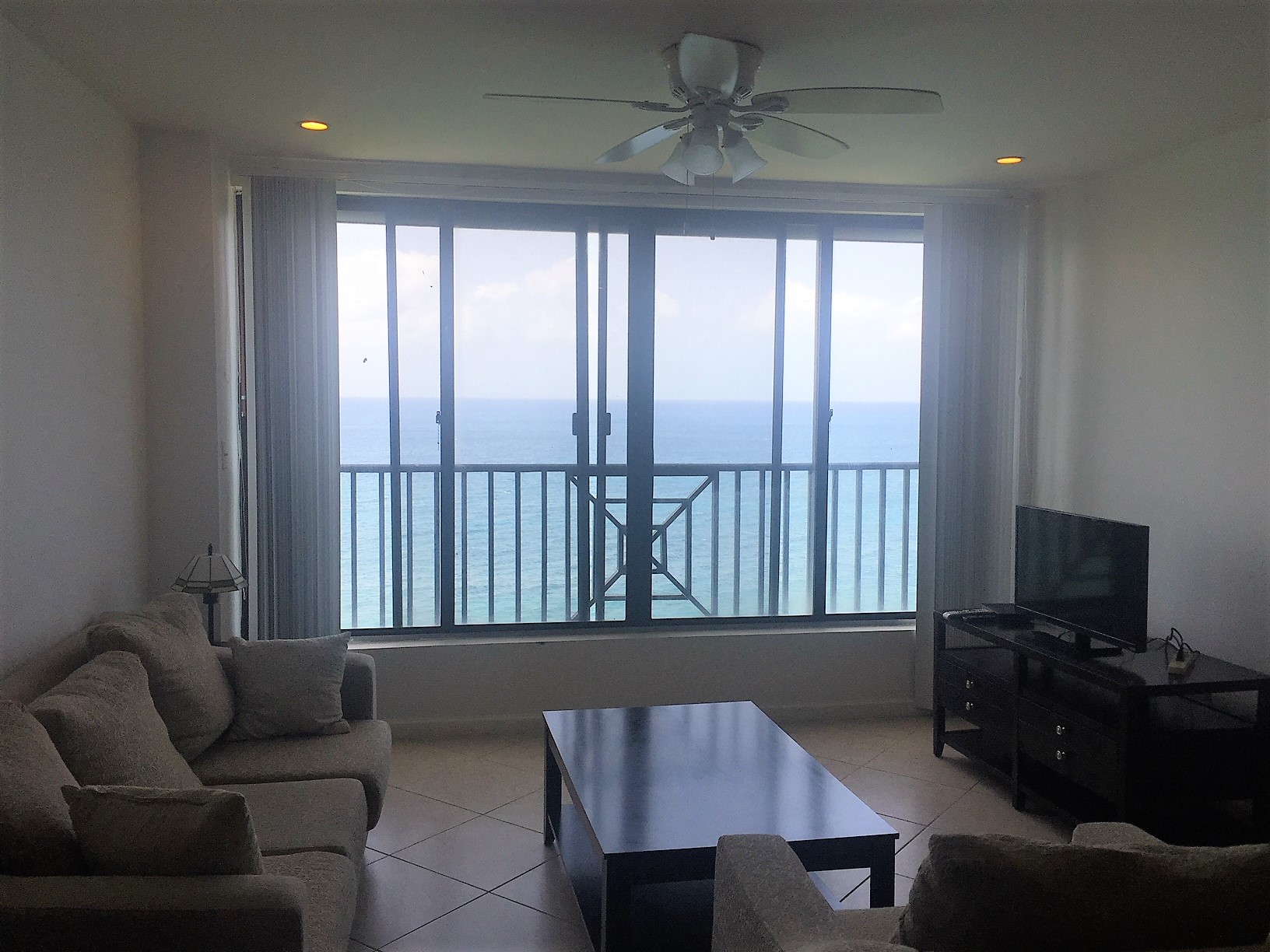 living room in the Vista Villas Large 1 bedroom cliff top condos For Rent in St. Kitts