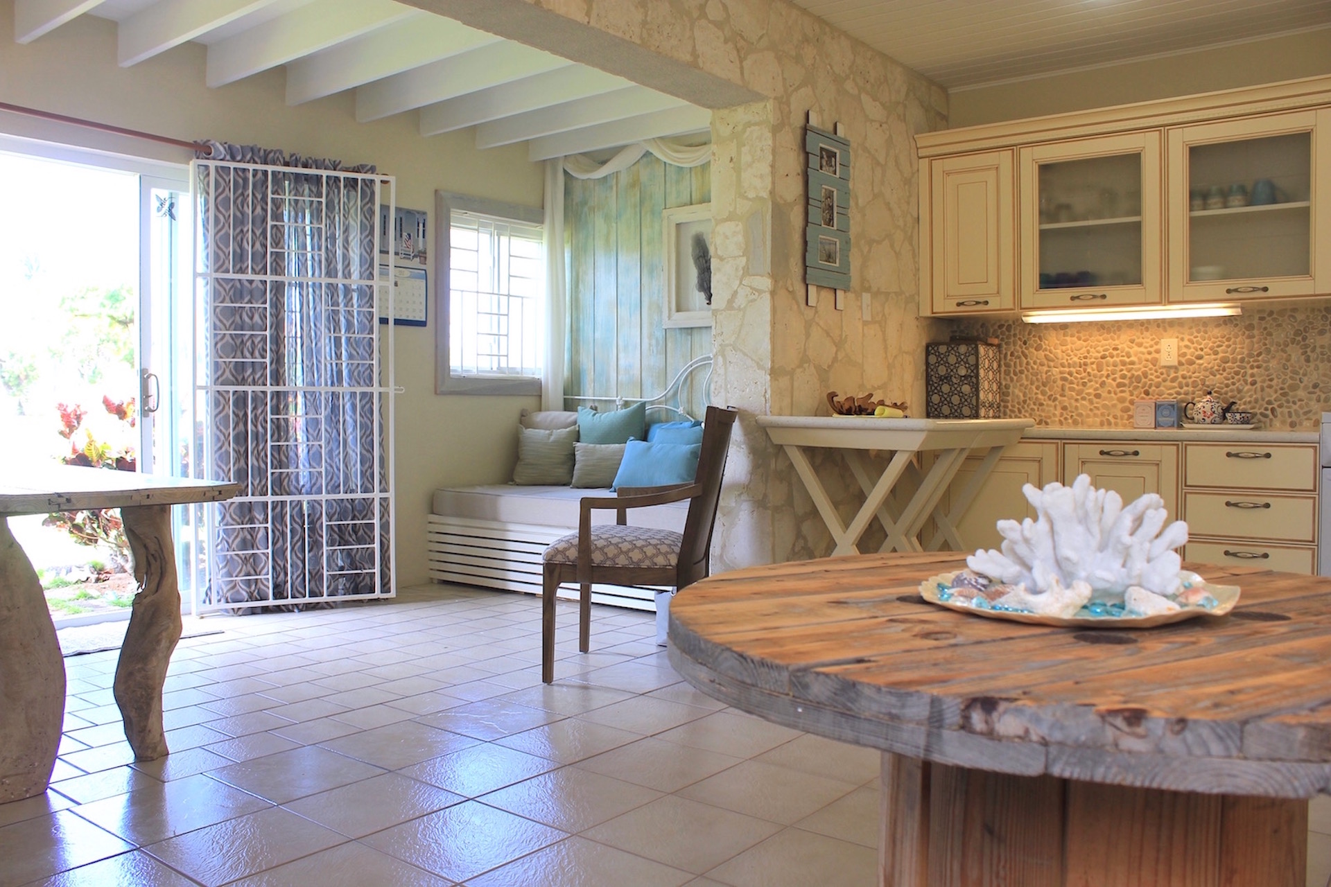 Island Paradise 1 Bed Condo for Rent St. Kitts